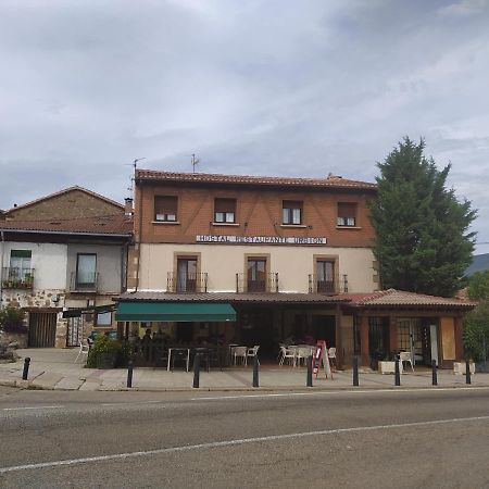 Hostal Urbion Vinuesa Εξωτερικό φωτογραφία