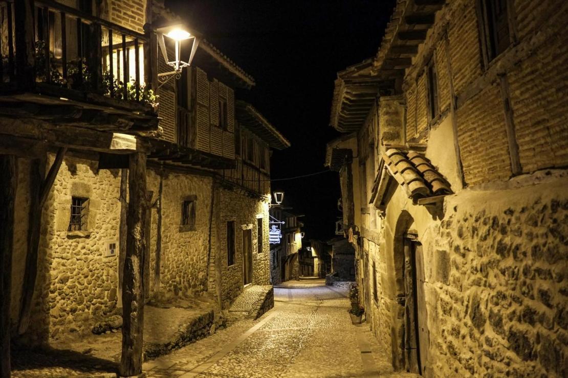 Hostal Urbion Vinuesa Εξωτερικό φωτογραφία